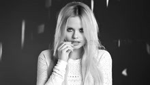  - Alli Simpson - RICHER (歌词版MV)