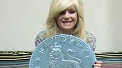 Pixie Lott - 公益广告