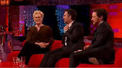 James McAvoy和Mark Ruffalo骑单轮脚踏车