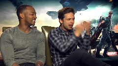 电影< Captain America 2 > Stars Play The SUPERHERO GAME