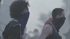 Santigold - Kicking Down Doors