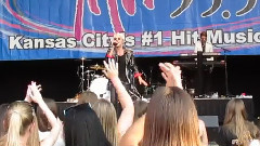 Hot Chelle Rae - Recklessly