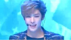 和我玩吧(Play With Me) - MBC Show Champion 现场版 15/05/20