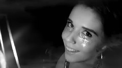 Emma Beau - Leave Your Light On