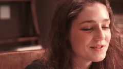 Bffs With Birdy 采访