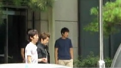 录制结束出门上车