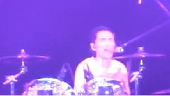 萧敬腾 - 斗鼓 & 只能想念你