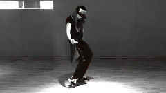 成员介绍的练习室舞蹈