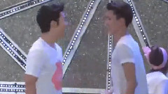 SMT In Taiwan 掀衣服