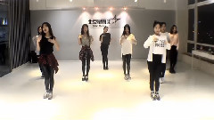 舞蹈视频 - 短发