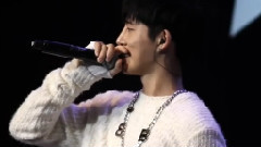 泥萌是窝滴小苹果