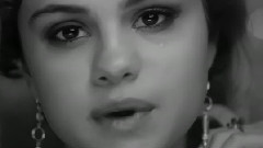Selena Gomez - The Heart Wants What It Wants