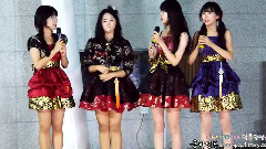 首尔大学路七叶树公园游击队演出