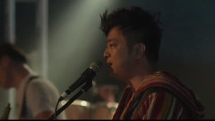 姑娘漂亮 & 垃圾场