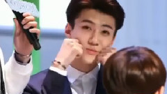 世勋 & D.O.撒娇Cut