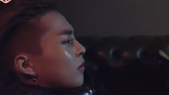 XIUMIN的预告幕后花絮