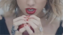 Taylor Swift - Harry Reacts To Taylor Songs About Him