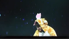 银赫&东海&厉旭 穿长颈鹿睡衣