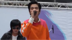 萧敬腾 - 只能想念你