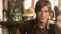 Falling In Love At A Coffee Shop