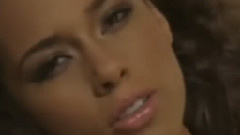 Alicia Keys - No One