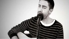 Alex Ubago - Ella Vive En Mi