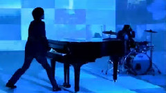 夢じゃないこの世界