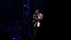 爱要有你才完​​美