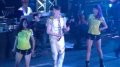 今天没回家(和歌迷互动)