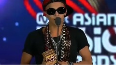 最佳男歌手Solo奖 受赏