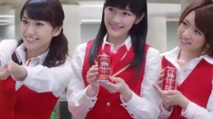 AKB48 ワンダ モーニングショット CM (朝は,赤!)編 0