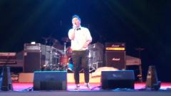 1440 & 独角戏 & 飞向天空