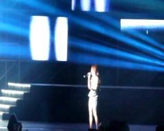 隐形的翅膀 & 淋雨一直走