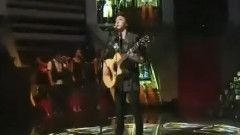 只剩下那女子的笑声