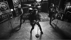 Rise Against - I Don't Want To Be Here Anymore