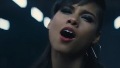 Alicia Keys - It's On Again