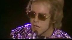 Mona Lisas And Mad Hatters