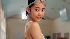 宮脇咲良出席首部写真集发售纪念会(3):指原莉乃看到水着后哭了