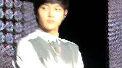 有只雀仔跌落水