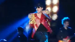 向迈克尔杰克逊致敬