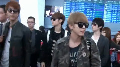 抵达台湾桃园机场 MTV JKPOP 独家接机画面 13/04/05