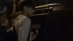 EXO出SM公司大门