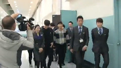 旋风雨天 金秀贤离台