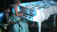 Taylor Swift - Back To December