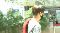 G-Dragon 机场出境 一则