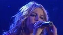 Britney Spears - 布兰妮·斯皮尔斯 -  I'm Not A Girl, Not Yet A Woman 现场版