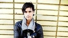 Eric Saade ft.DEV Hotter Than Fire 高清官方版