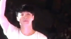 Lay And Shindong Moments