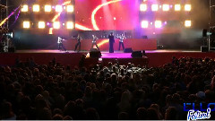 Весь мир на ладони