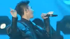 V SPACE & 我们在改变